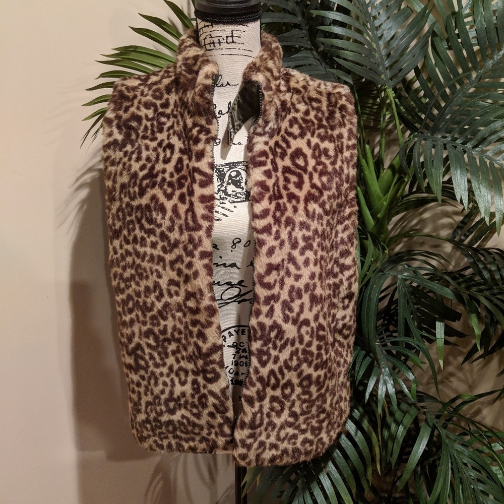 Guess fur animal print reversible vest